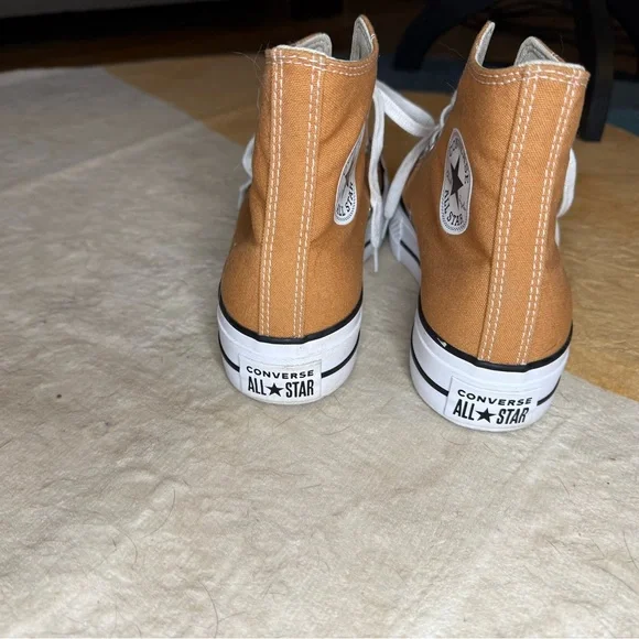 Converse High-Top Sneakers in mustard yellow/orange and White platform - Picture 2 of 8